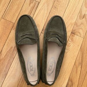 Tod's Forest Green Suede Women’s Loafers